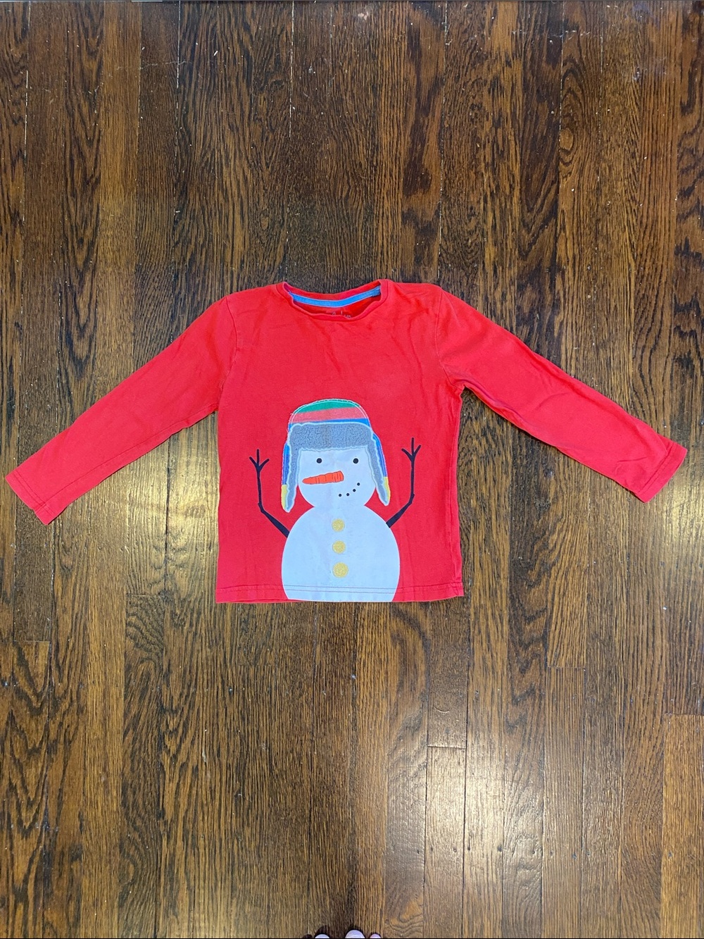 Mini Boden Red Long-Sleeve Snowman Tee